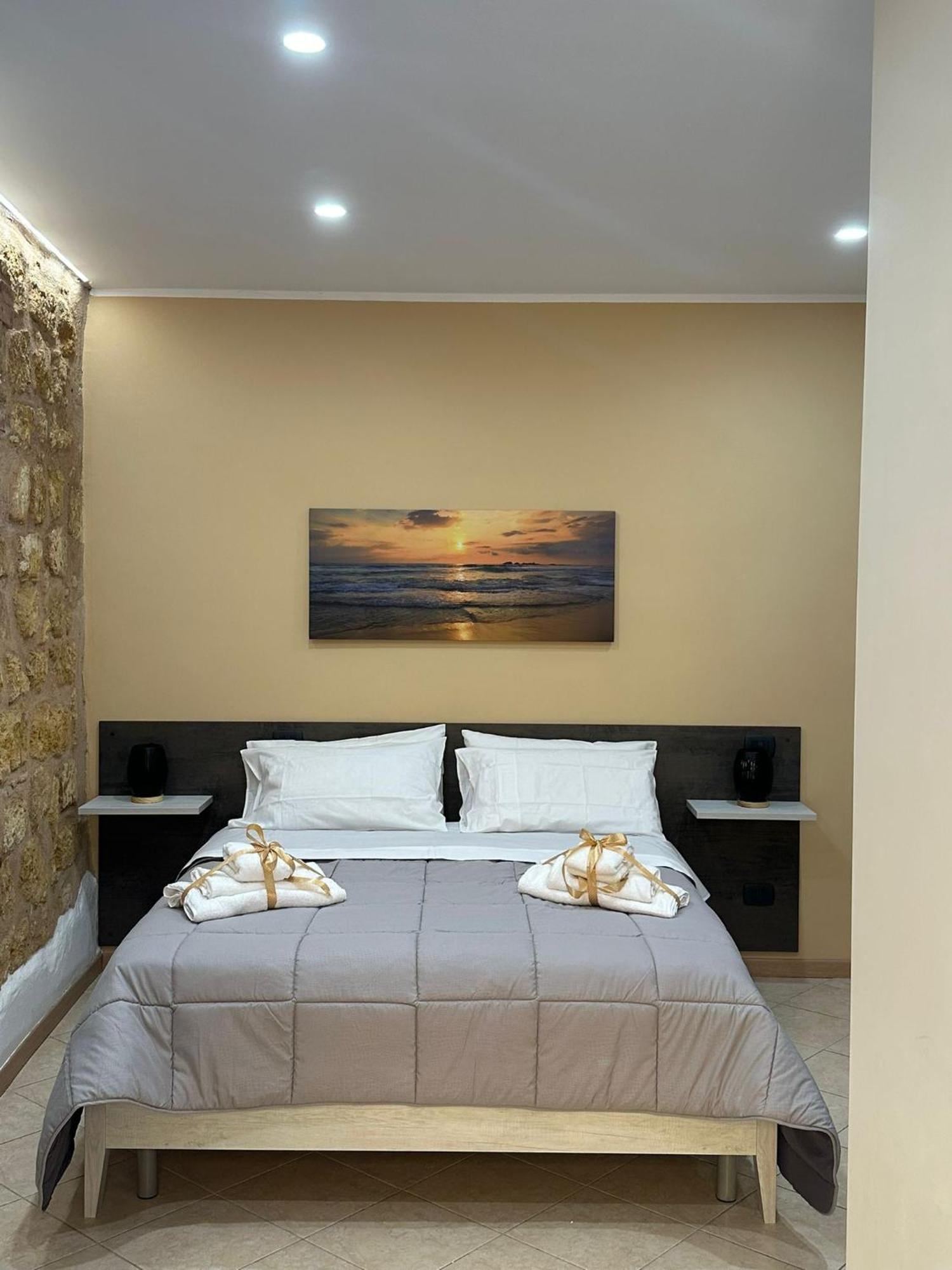 Kalgheros Luxury Rooms Agrigent Exterior foto